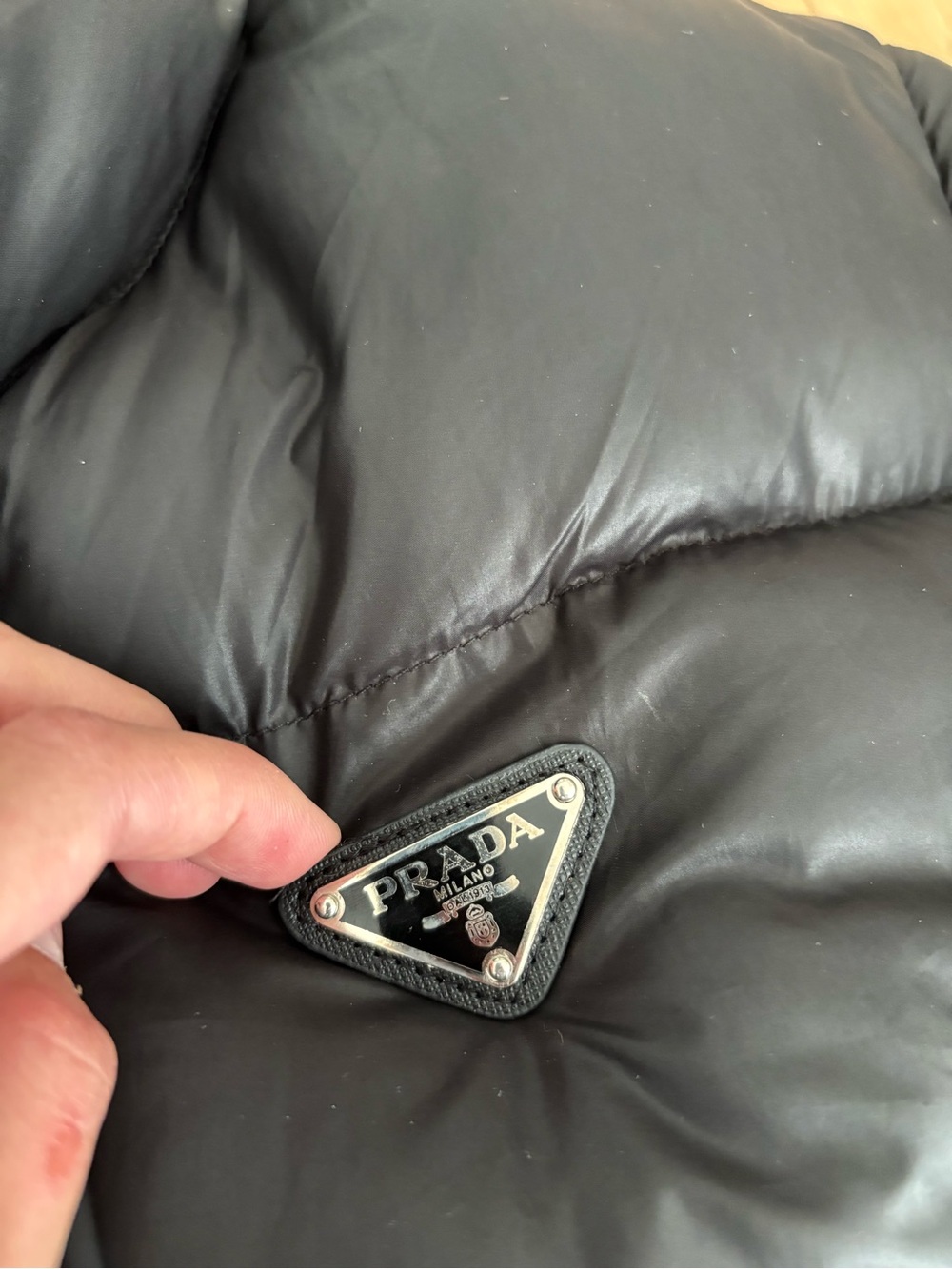 Prada Cropped Puffer Jacket Vest - Picture 6 of 16